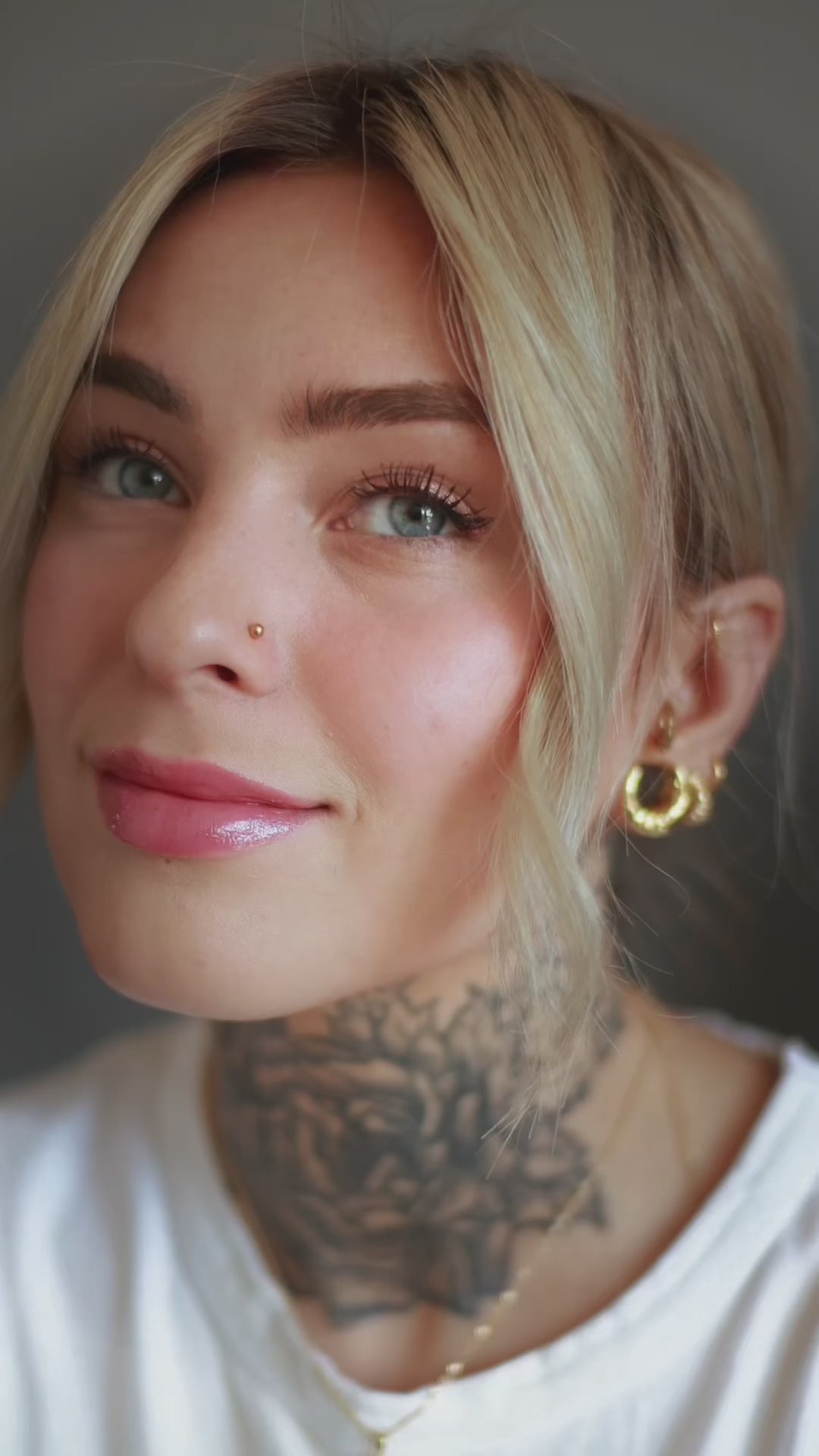 Load video: Dragon Fruit Kiss