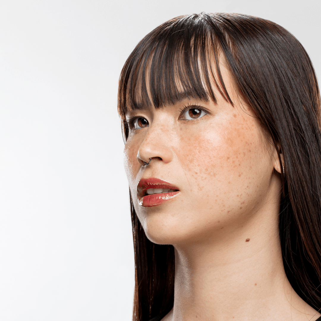 #color_Aperitivo 04 Sheer Black Cherry