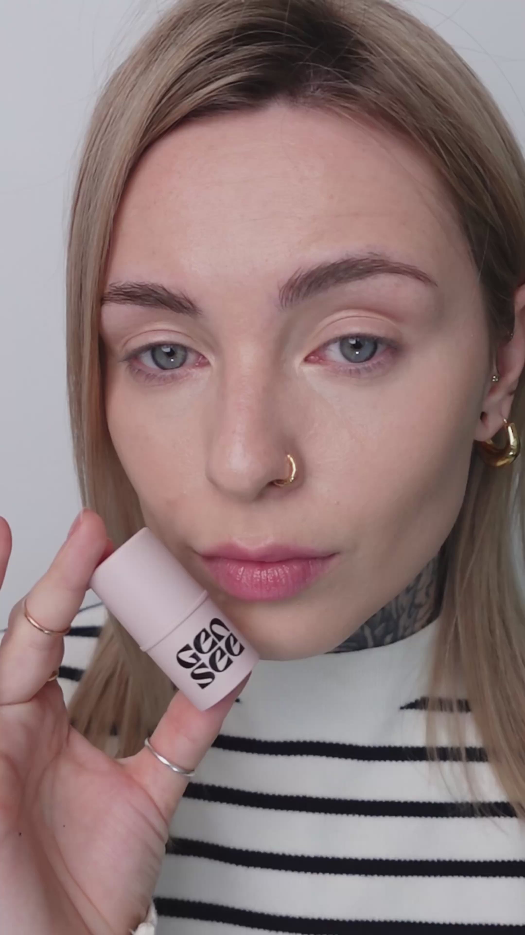 Load video: Bloom Variant 1