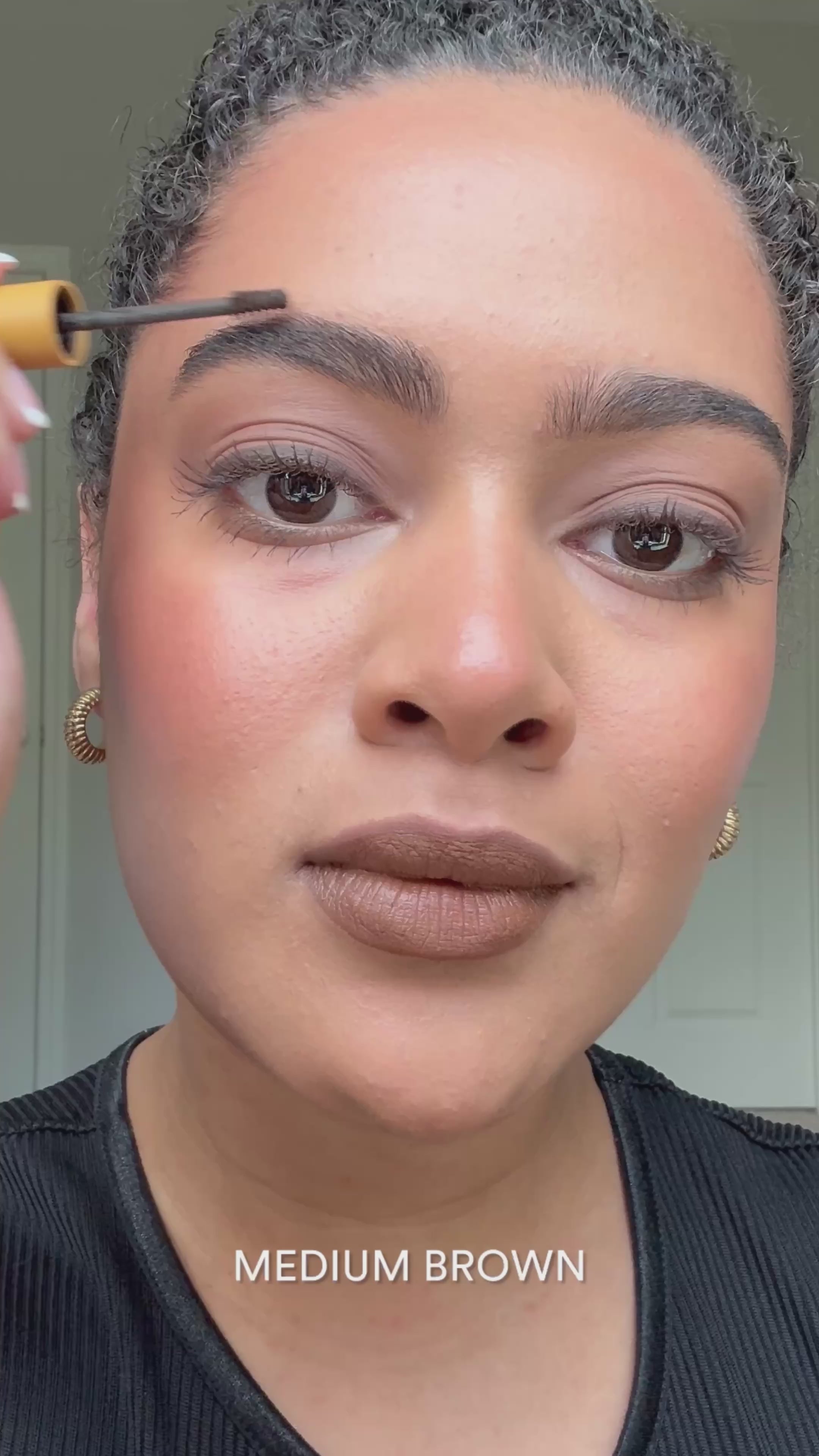 Load video: Medium Brown Variant 1